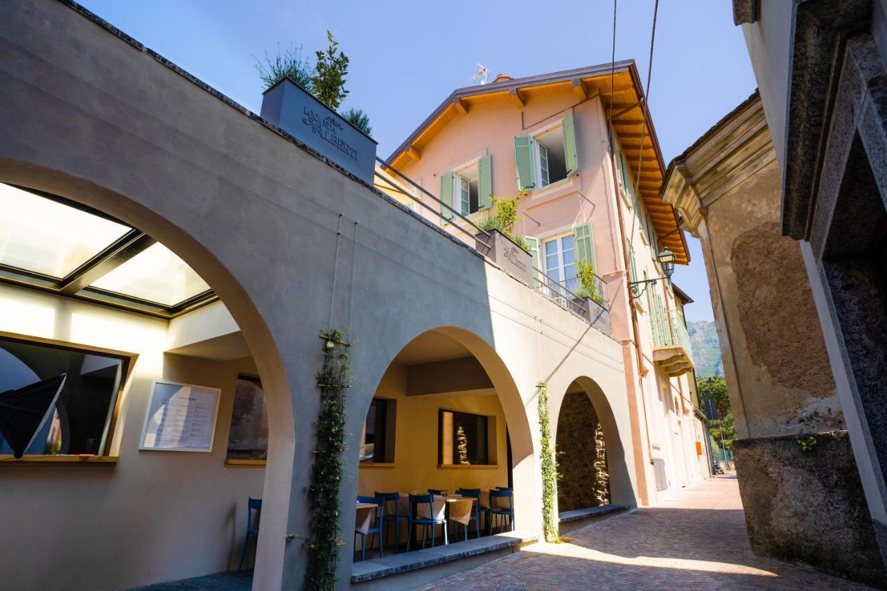 Locanda Alberti Mandello del Lario Luaran gambar